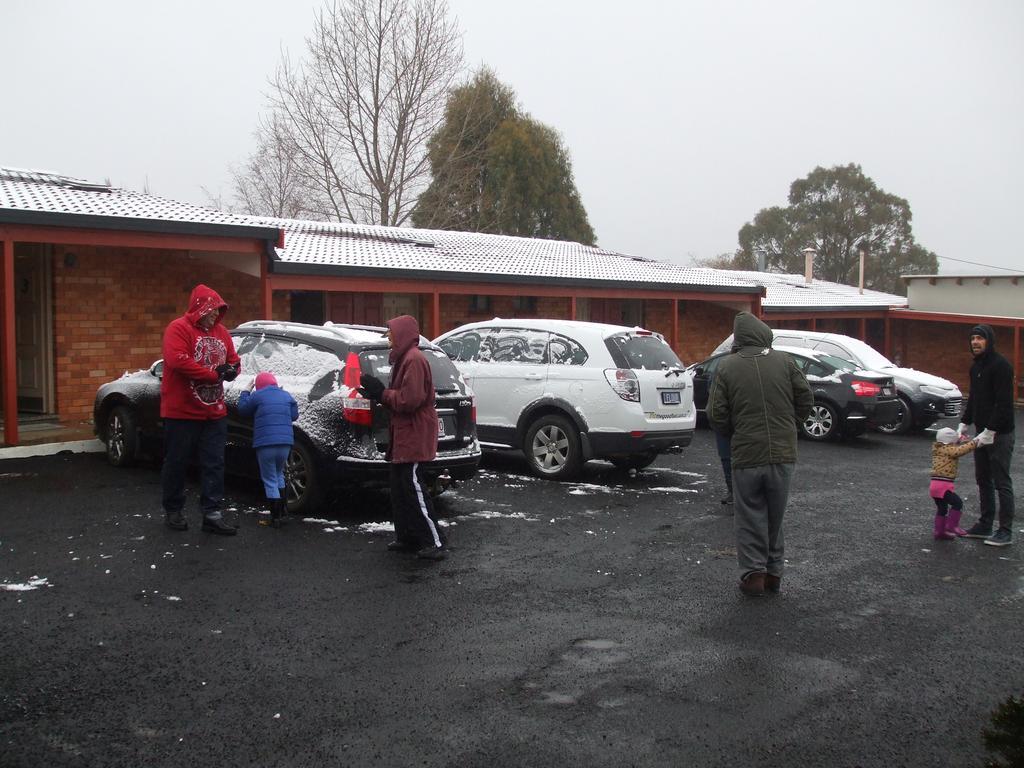 Anna Bella Motel Glen Innes Phòng bức ảnh